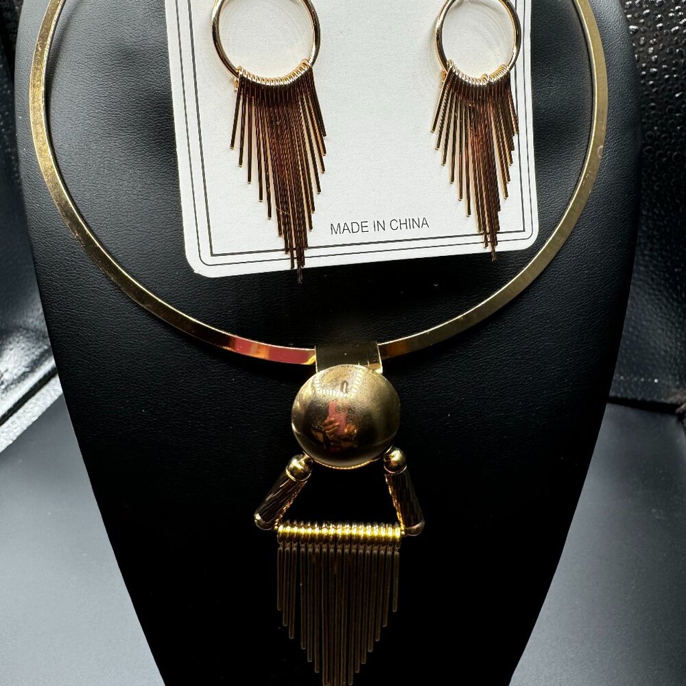 Bib Gold Choker